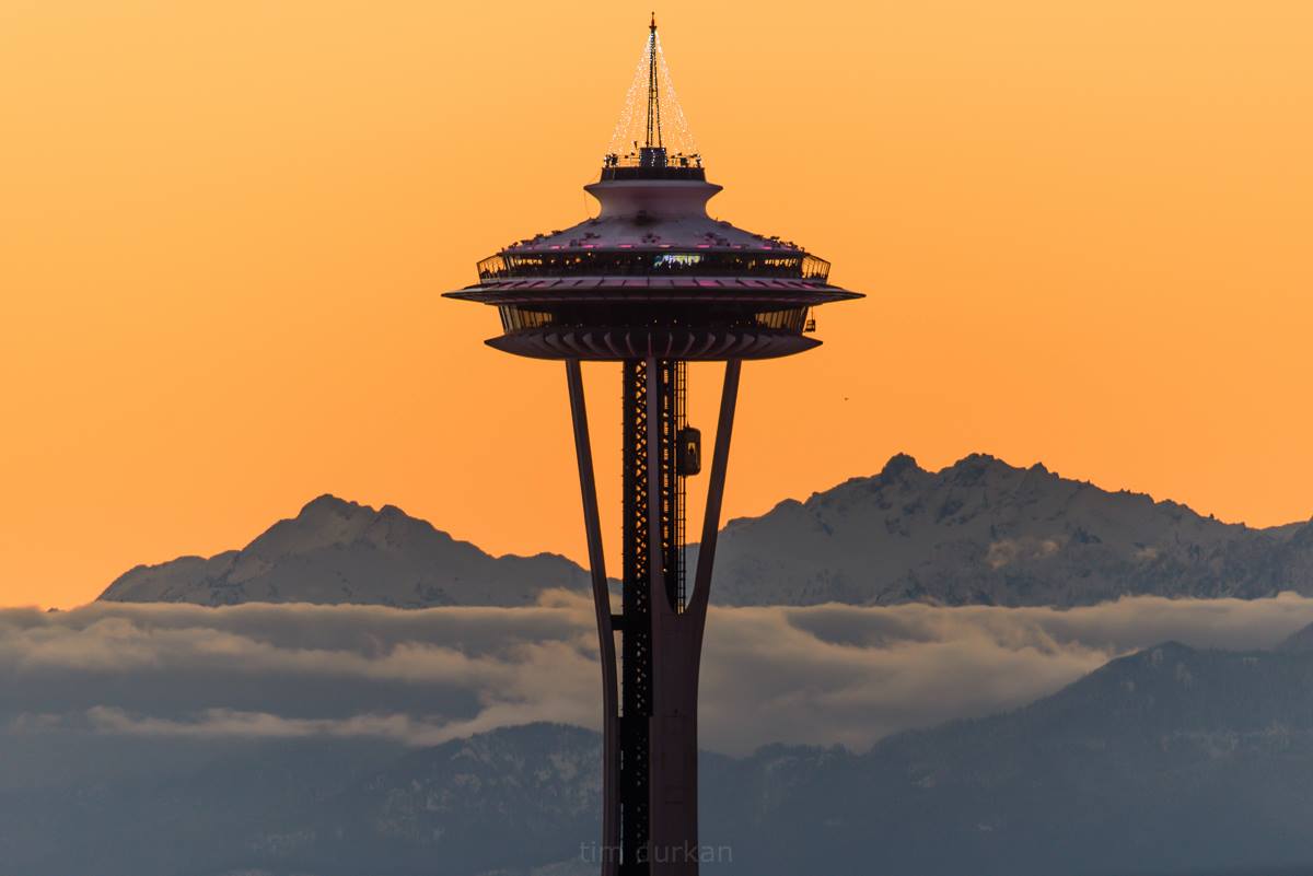 Photos: 55 Gorgeous Space Needle pics for 55 years standing tall over