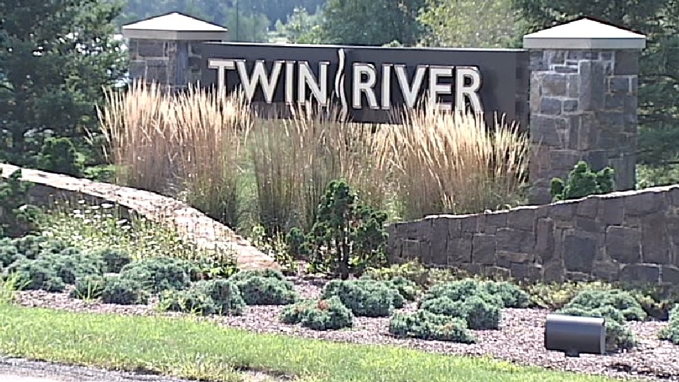 directions to twin river casino