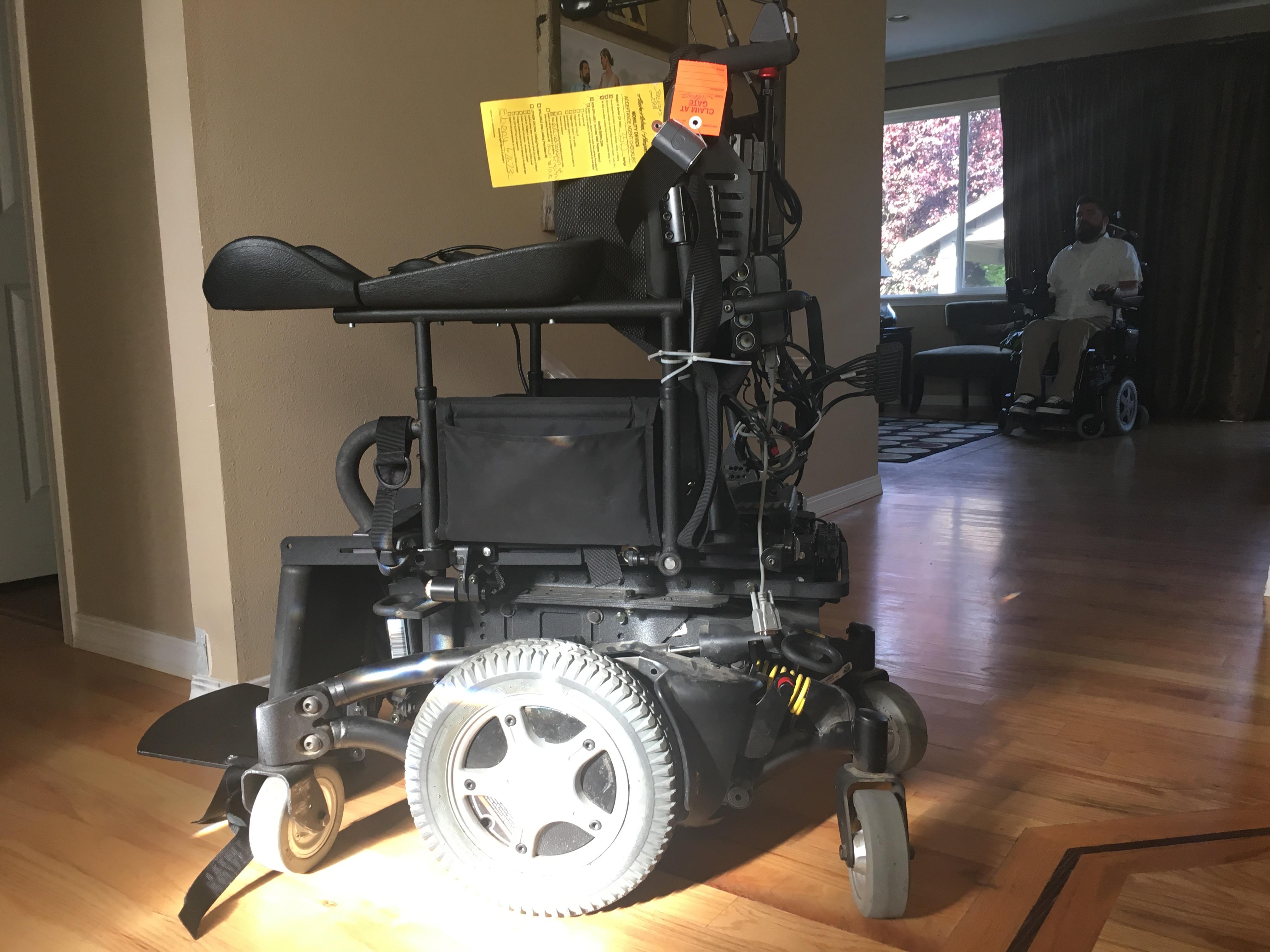 Paralyzed man fights for change after wheelchair damaged by 2 airlines within a year ...