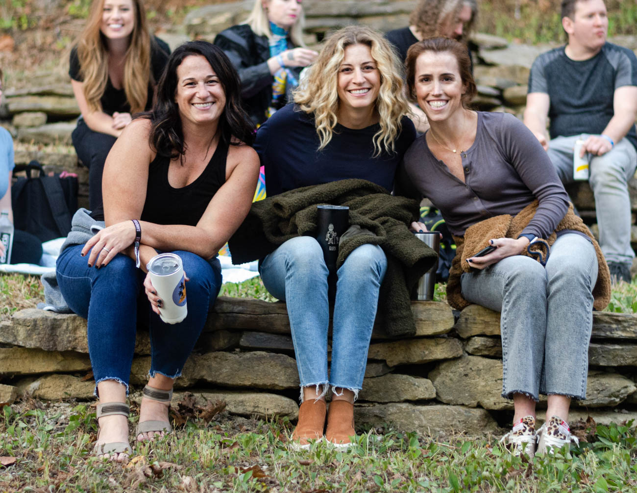 jenni kahn, gina kaplan, kate compton{ }/ image: kellie