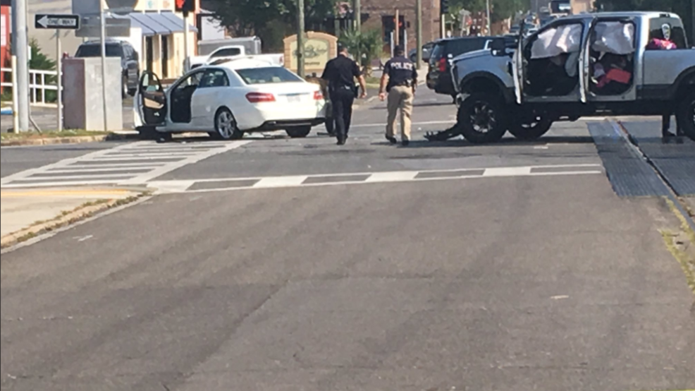 Two seriously injured following car crash in Pensacola identified WEAR