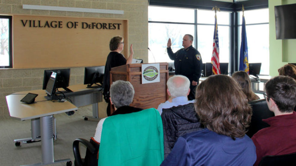 DeForest announces new police chief 6 months after exchief resigns