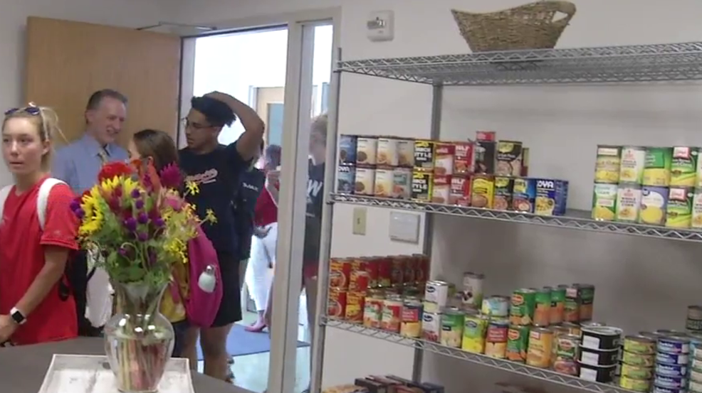 University Opens Own Food Bank For Students Woai