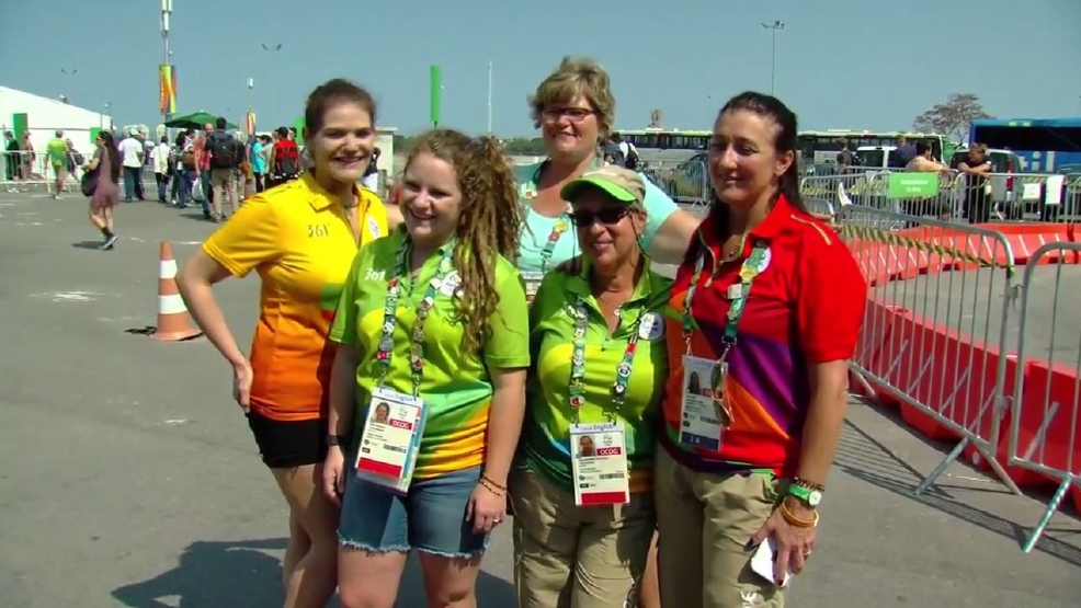 how to become a volunteer at the olympics