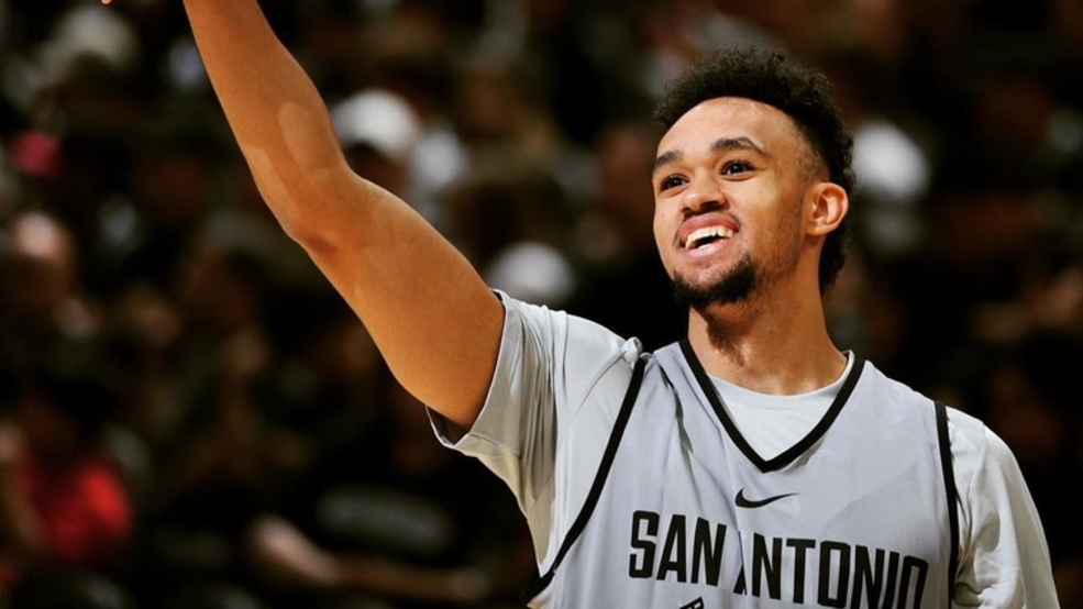 “Derrick White”的图片搜索结果