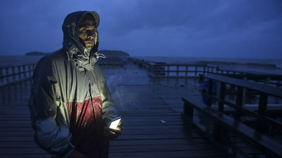 Hurricane Maria aims at Puerto Rico after slamming Dominica