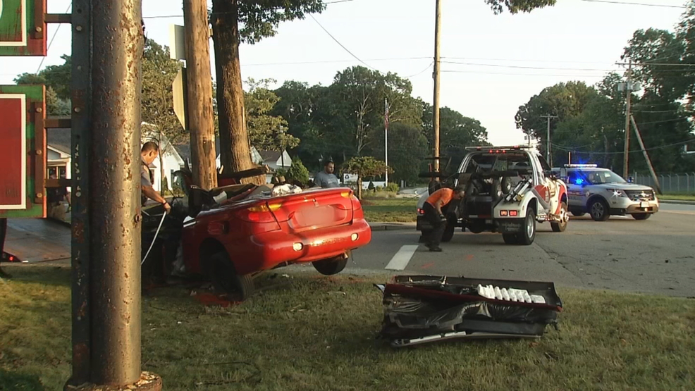 Man, 31, hurt in East Greenwich crash WJAR