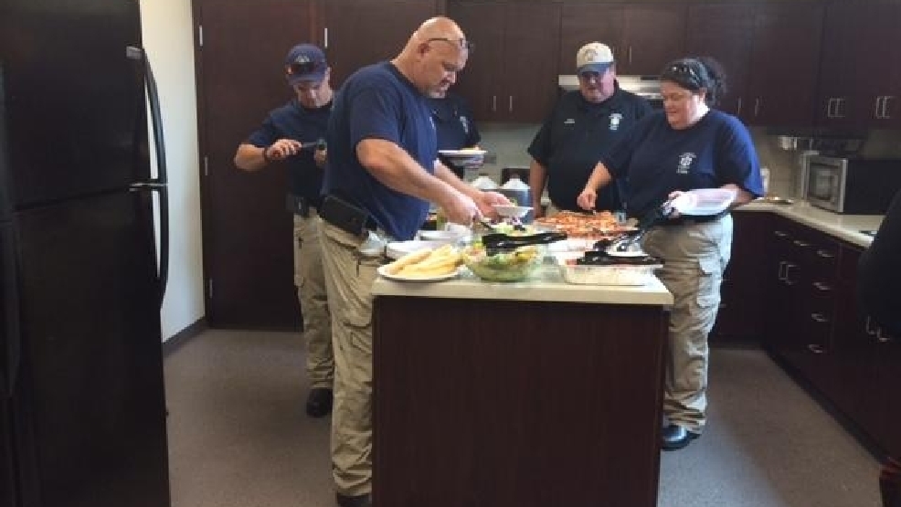 Local Olive Garden Says Thank You To Ems Wfxl