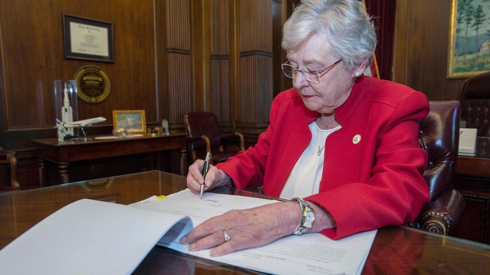Gov. Ivey signs Alabama's anti-abortion bill into law