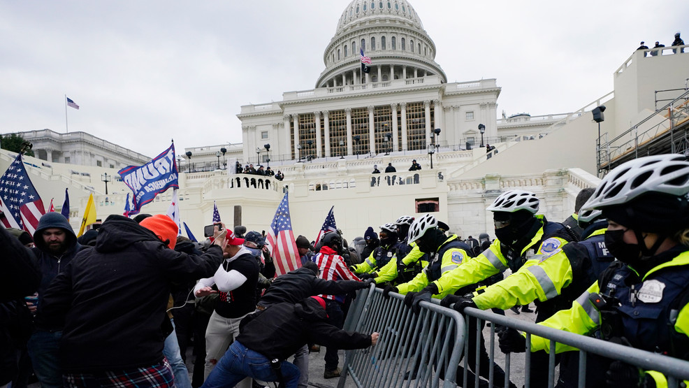 Electoral College Photo Gallery AP21006810167876.jpg