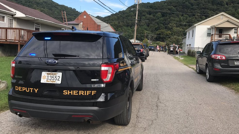 Sheriff's deputies release more details in Rand stabbing WCHS