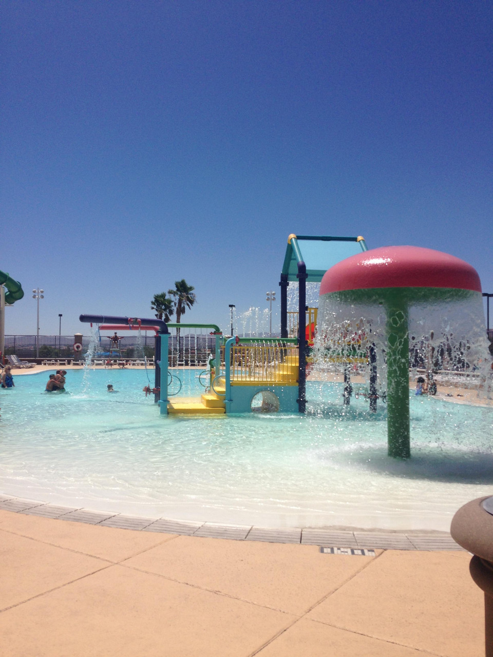 clarks desert breeze