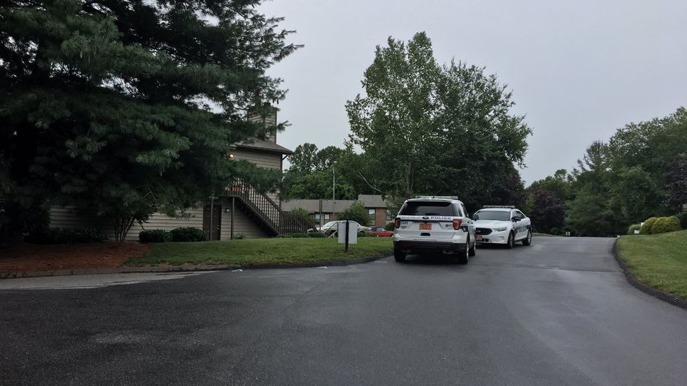 Police respond to shooting at River Ridge Apartments WLOS