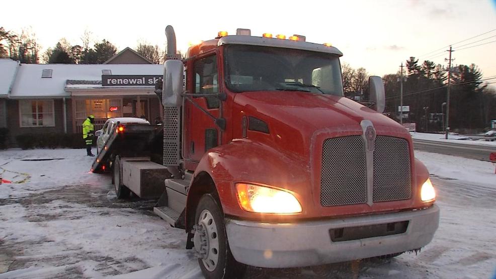 Tow truck drivers working overtime to keep up with demand | WLOS