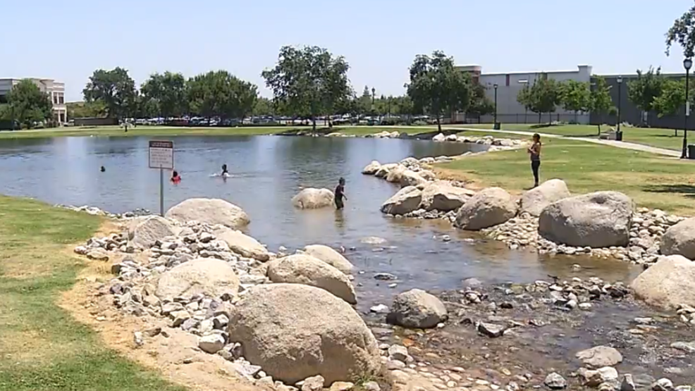 Mother warns of leeches at The Park at River Walk | KMPH